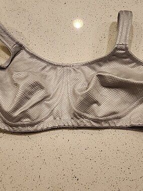 amoena mastectomy bras Dianna Bra 40D Gray Wireless 43987